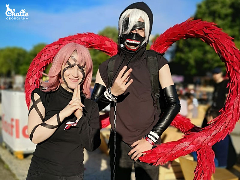 east-european-comic-con-2019-sakura-haruno-kaneki-cosplay